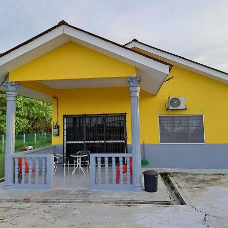 Room/Homestay Nazadja Sungai Besar Luaran gambar